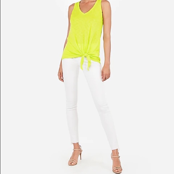 Express tank top - Picture 2 of 10